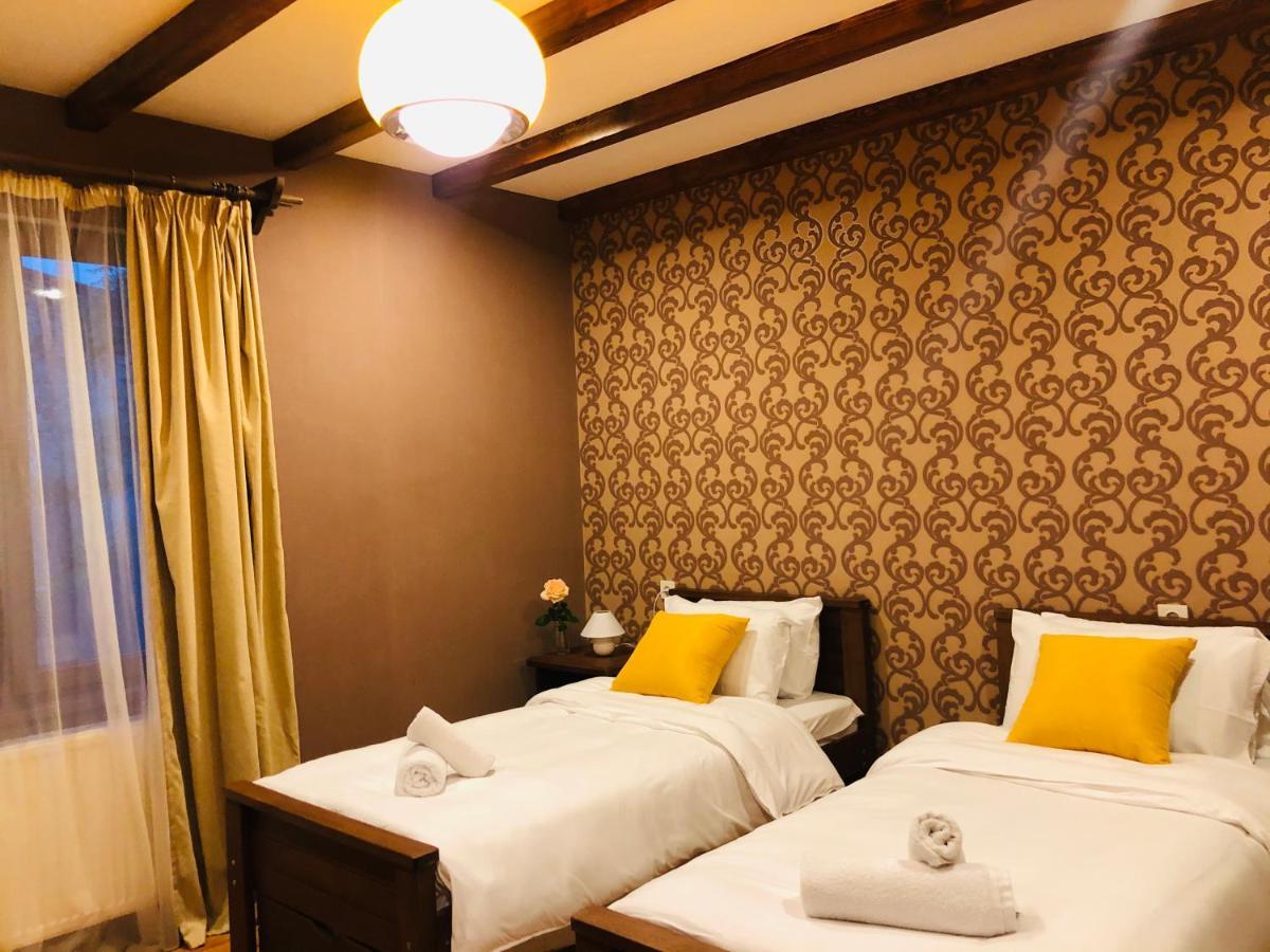 Borjomi Yellow Hotel Exterior photo